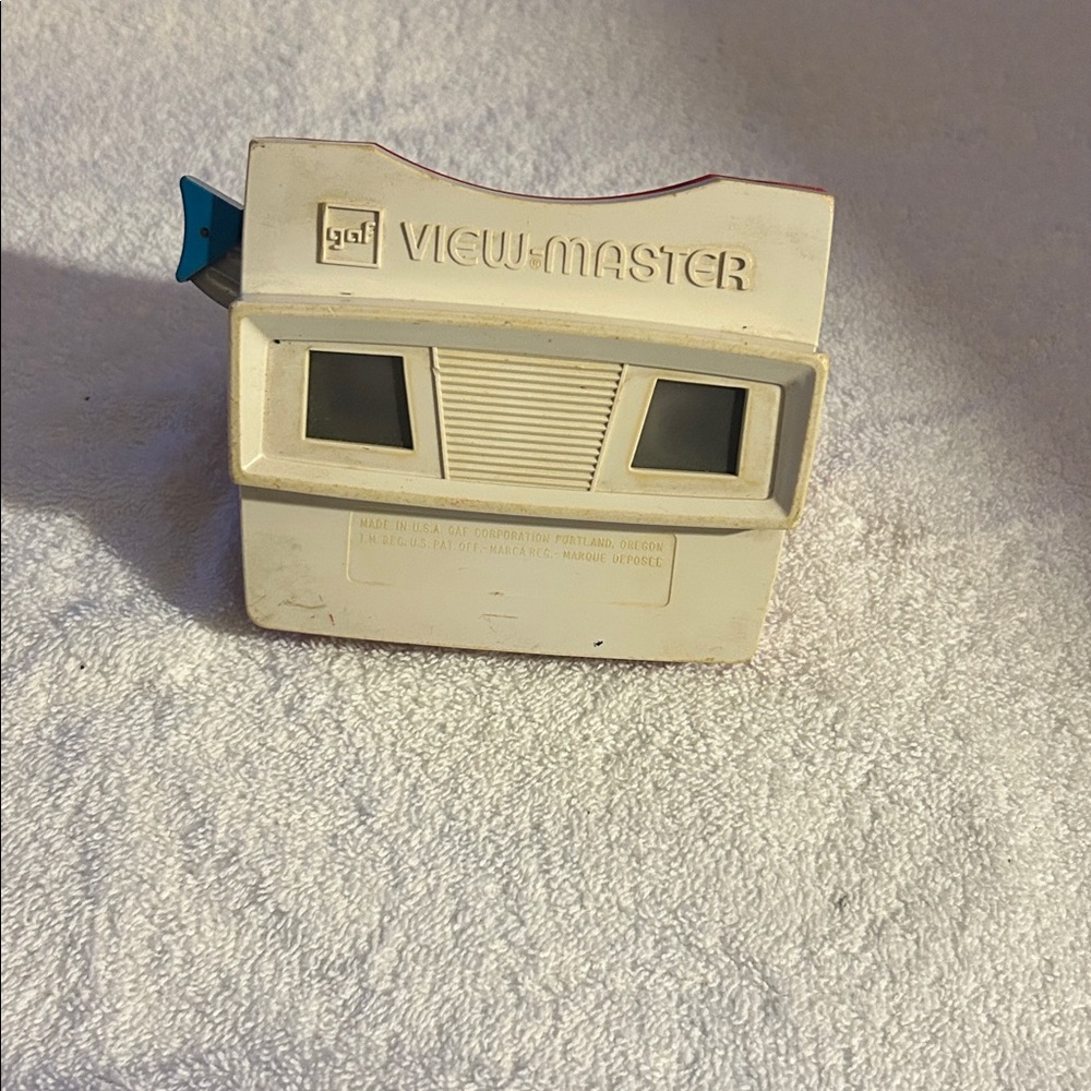 View-Master in Cream - Picture 4 of 5